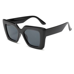 Stock Plastic UV400 Protective Women Sunglasses #84046
