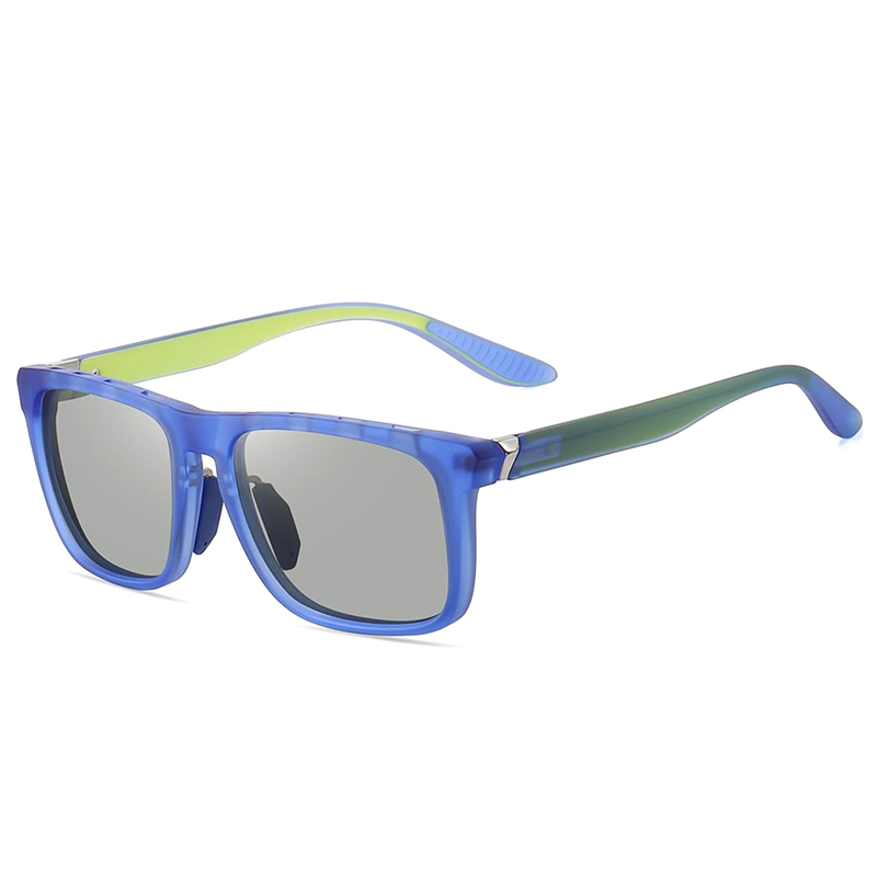 7526 TAC Polarized Lens Feature Scratch Resistant Comfortable Daily Wearing Sunglasses