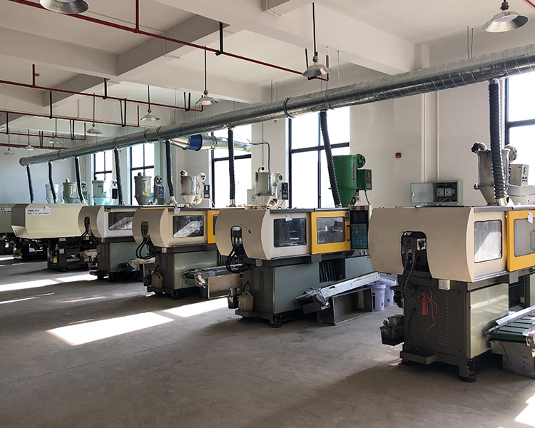 technical eyewear manufacturer