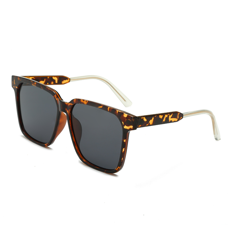 ຫຸ້ນ PC polarized ແມ່ຍິງແມ່ຍິງ Sunglasses # 82700