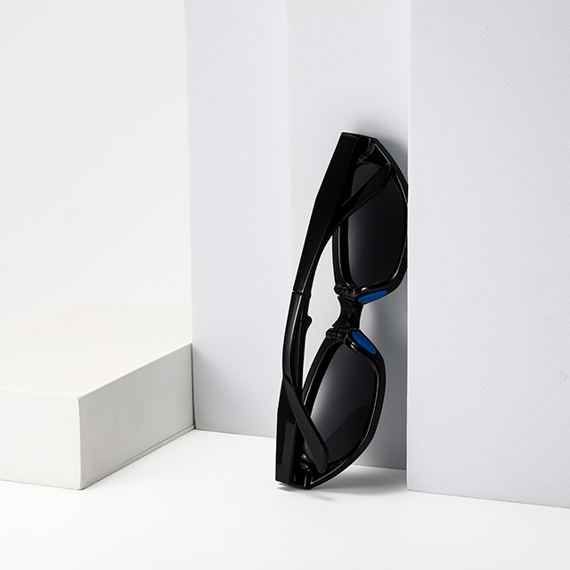 spéaclaí gréine faisin foldable