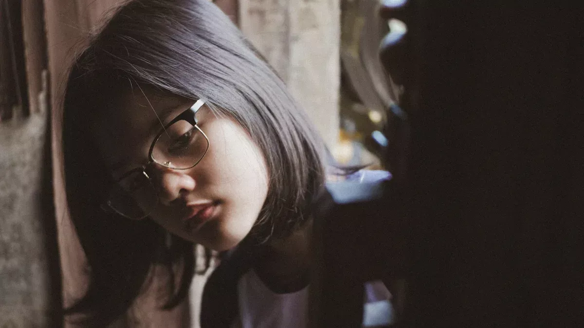 Downsides of wearing reading glasses all day