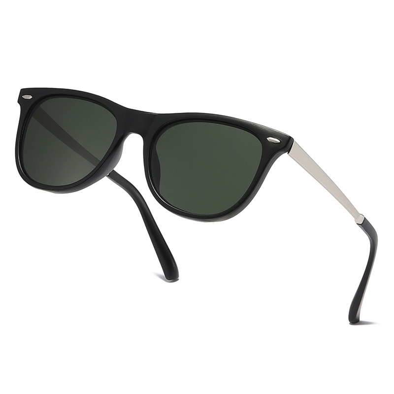 ការតុបតែងភ្នែករាងឆ្មា Rhinestones កែច្នៃ PC Polarized Women Sunglasses #81059