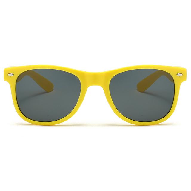 8816305 Bright Yellow Color Silver Rivets Promote Sales Sunglasses