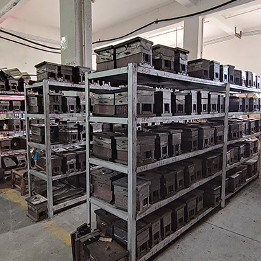 ODM Manufacturer has injection molds of sunglasses